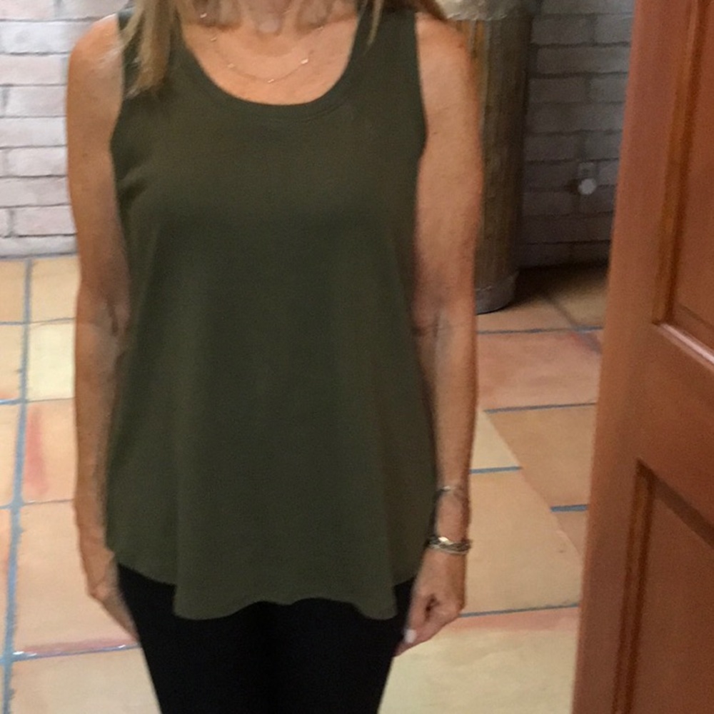 J Jill Pima back Pleat Tank